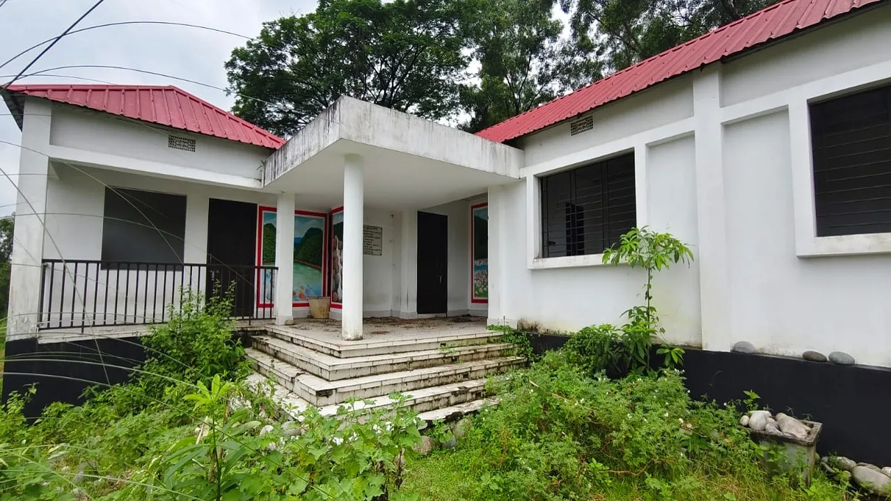 দেশের প্রথম স্টোন মিউজিয়াম এখন মাদক-জুয়া আর অপরাধের অভয়ারণ্য