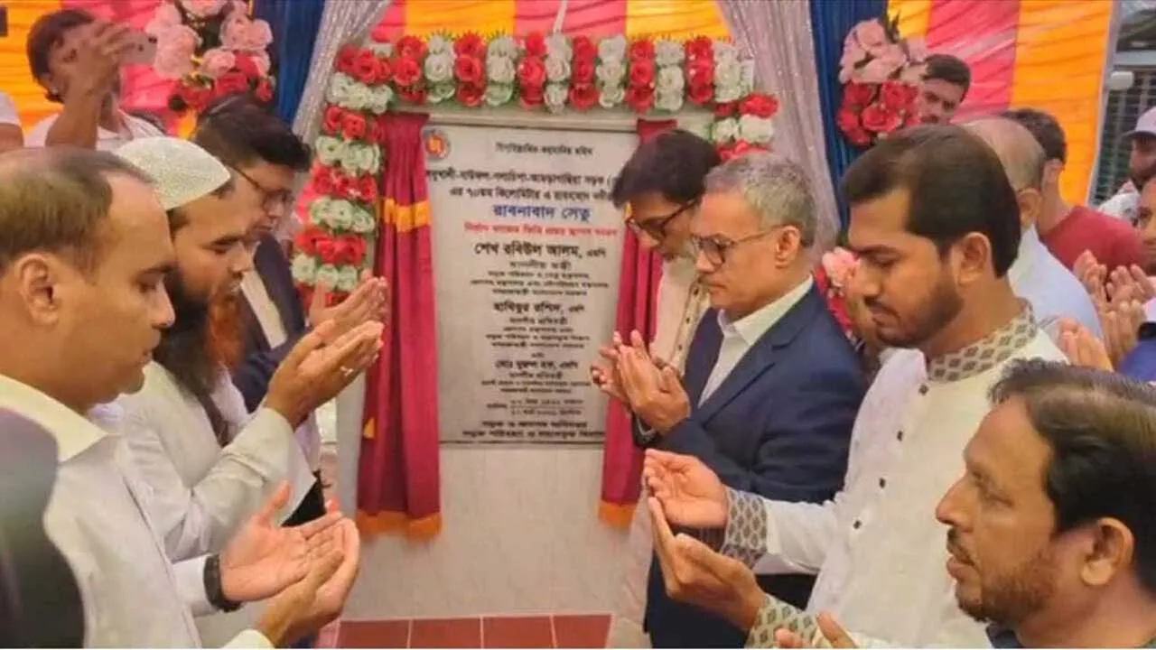 গলাচিপায় রাবনাবাদ সেতুর ভিত্তিপ্রস্তর স্থাপনে ৩ মন্ত্রী