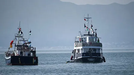 গাজাগামী সুমুদ ফ্লোটিলার নৌবহরে একাধিক ড্রোন বিস্ফোরণ