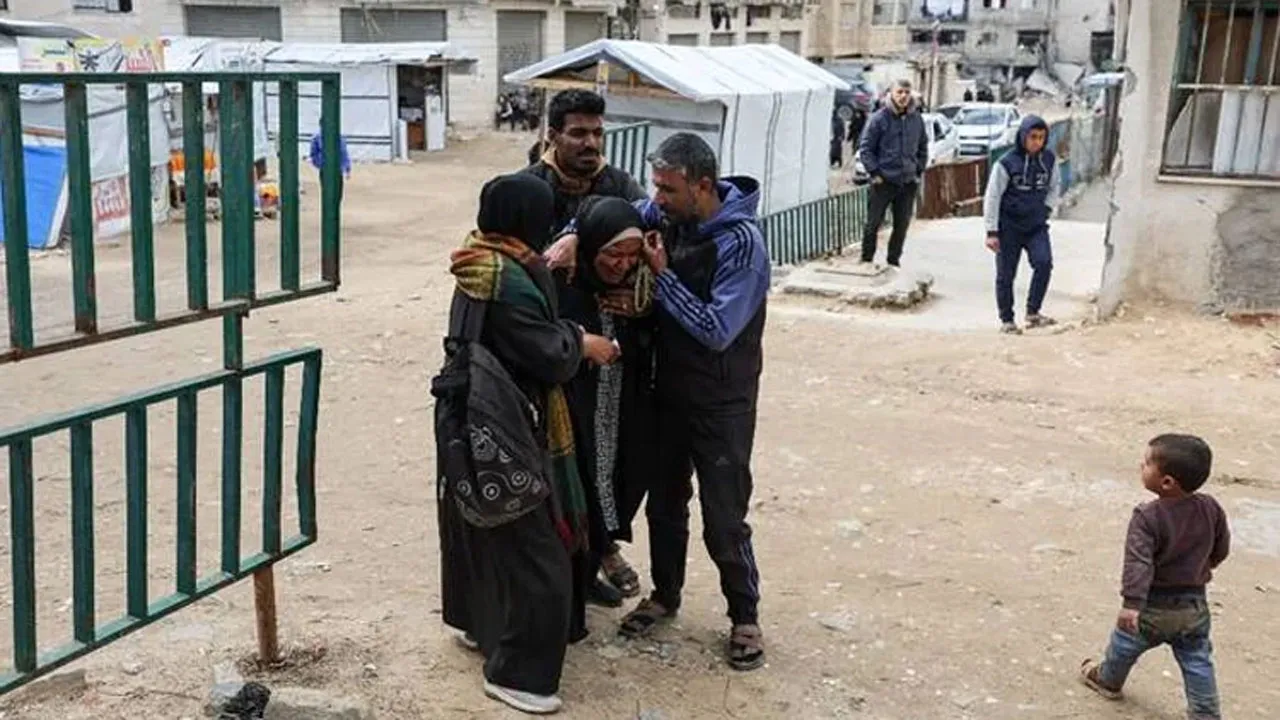 গাজায় ইসরাইলি হামলায় নিহত ৫