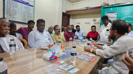 গাজীপুরে হিন্দু সম্প্রদায়ের সাথে বিএনপির কেন্দ্রীয় নেতা ডা: মাজহারের মতবিনিময়