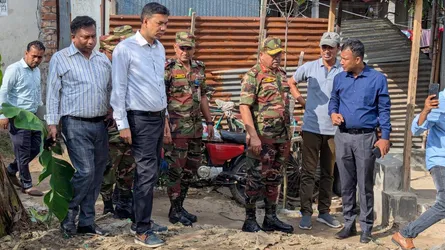 গাজীপুরে মোগর খাল পুনঃখননে সেনাবাহিনীর অংশগ্রহণ, পেয়েছে নতুন গতি