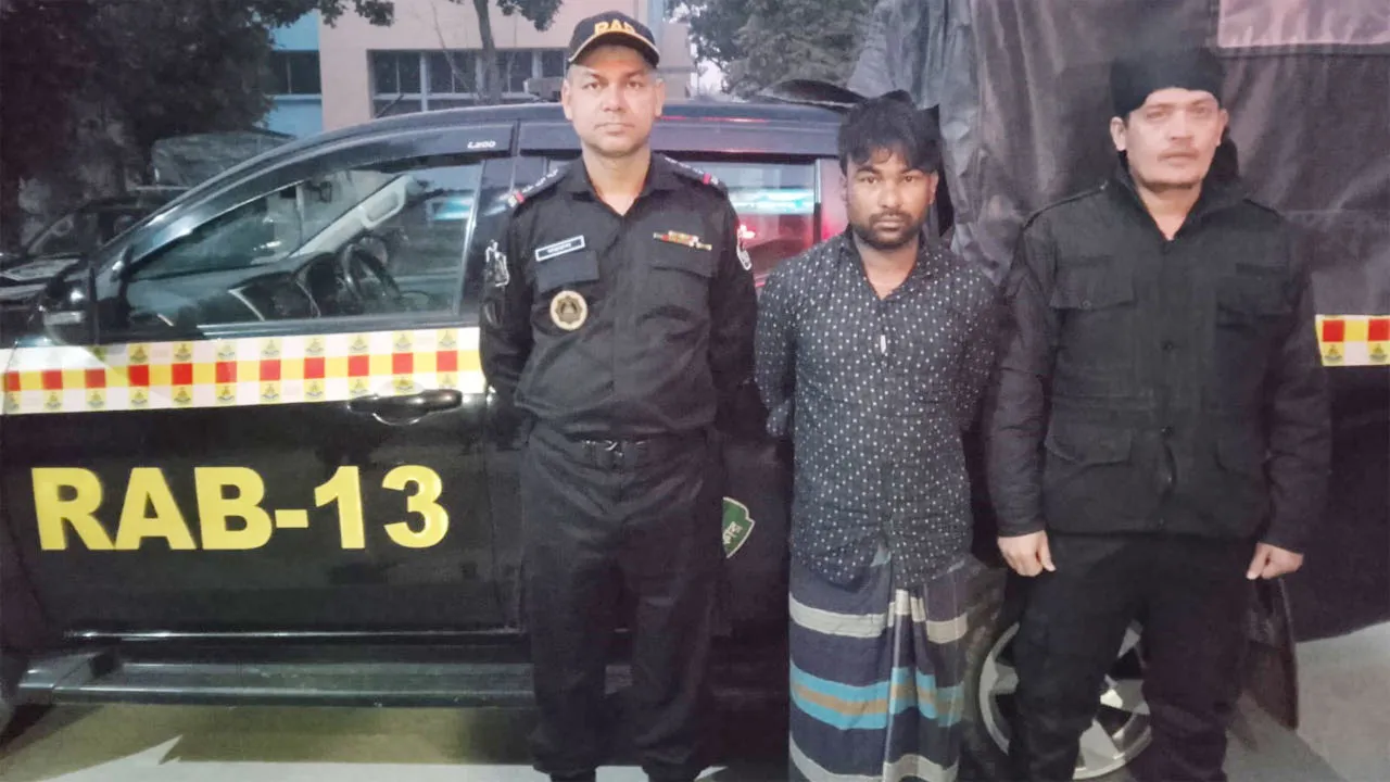 তালাকপ্রাপ্ত স্ত্রী পুনরায় বিয়েতে রাজি না হওয়ায় হত্যা, স্বামী গ্রেফতার
