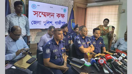৫ খুনের পর পদ্মায় ঝাঁপ, সামনে এলো চাঞ্চল্যকর তথ্য