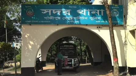 নয়া দিগন্তের সাংবাদিককে আইনজীবীর হুমকি, থানায় জিডি