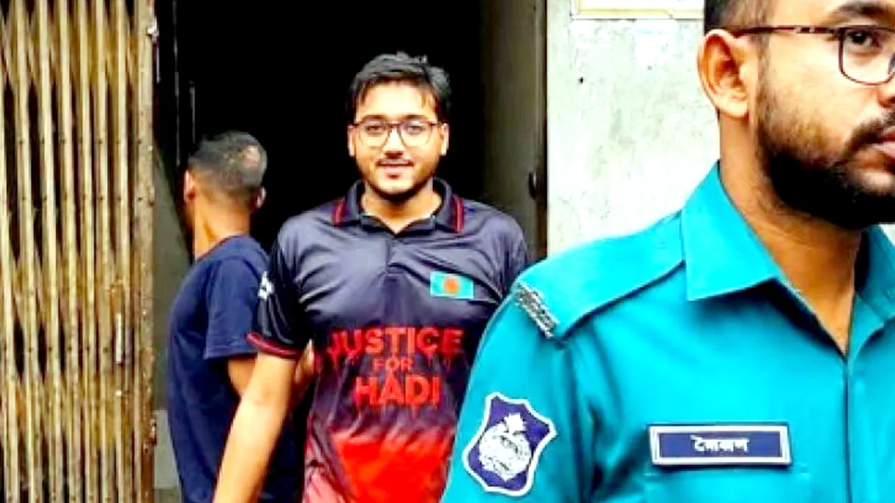 প্রধানমন্ত্রীকে কটুক্তি : সিফাতের জামিন নামঞ্জুর