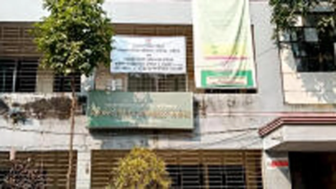 ‎দায়িত্বের কারণে ভোট বঞ্চিত নয়, ভরসা পোস্টাল ভোট