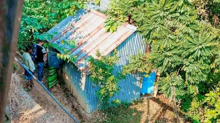 শ্রীপুরে চোরের পিছু ধাওয়া করে মিলল নিখোঁজ ব্যবসায়ীর অর্ধগলিত লাশ