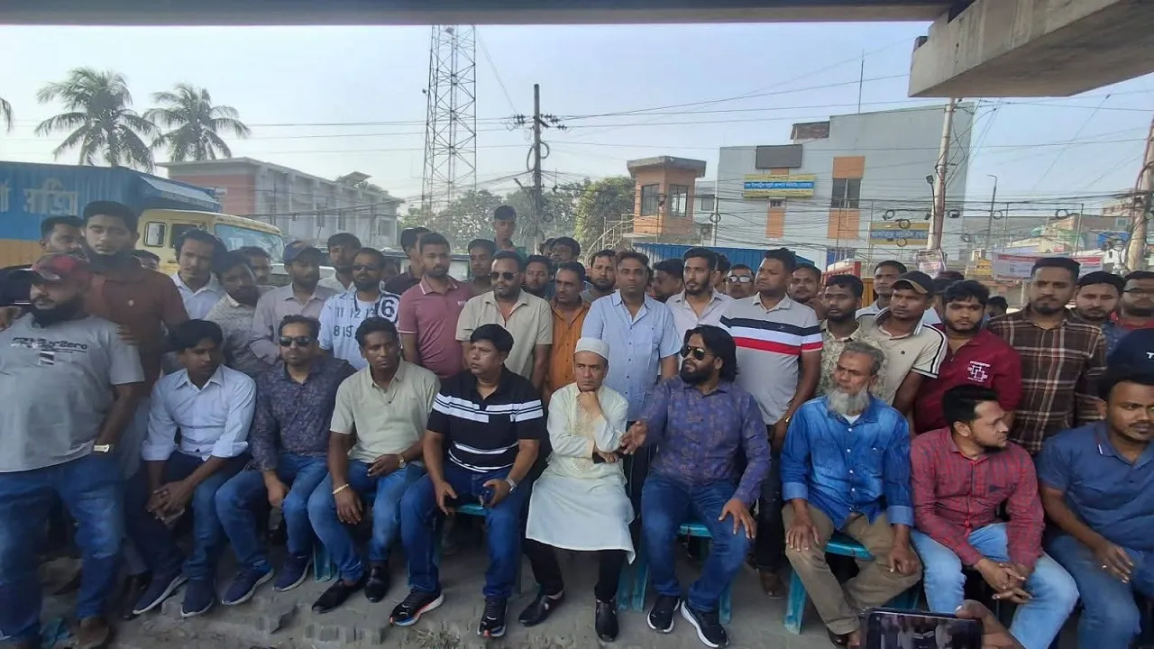 গাজীপুরে লকডাউনে বিএনপি-জামায়াতের দখলে ছিলো রাজপথ