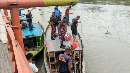 গাজীপুরে ছাত্র-জনতার অভ্যুত্থানে নিহত হৃদয়ের লাশ উদ্ধারে তুরাগ নদীতে অভিযান