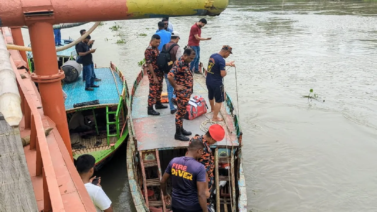 গাজীপুরে ছাত্র-জনতার অভ্যুত্থানে নিহত হৃদয়ের লাশ উদ্ধারে তুরাগ নদীতে অভিযান