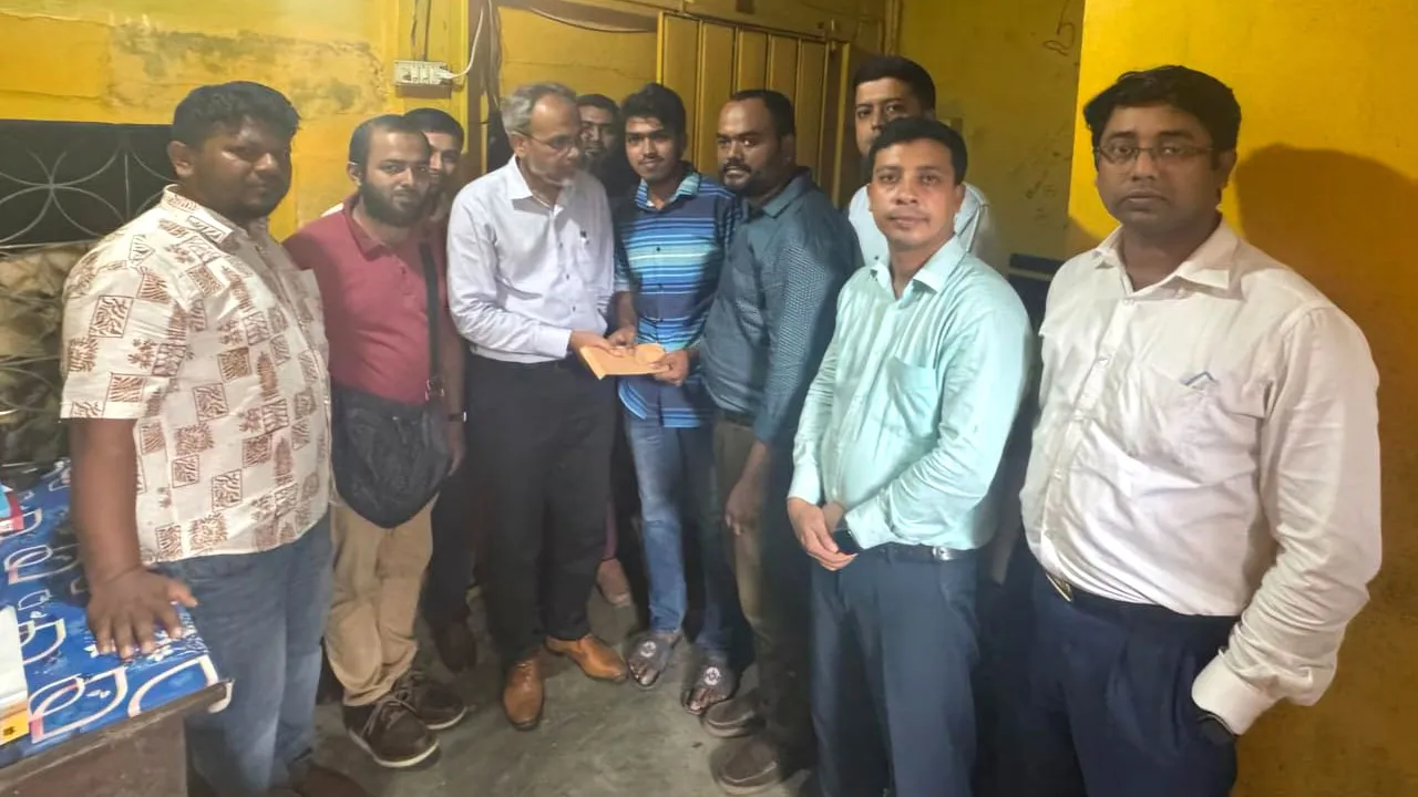 জুলাই আন্দোলনে দৃষ্টি হারানো রায়হানের পাশে তারেক রহমান