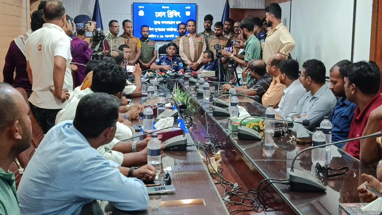 গোপালগঞ্জে বিপুল পরিমাণ ইয়াবাসহ ২ মাদককারবারি আটক