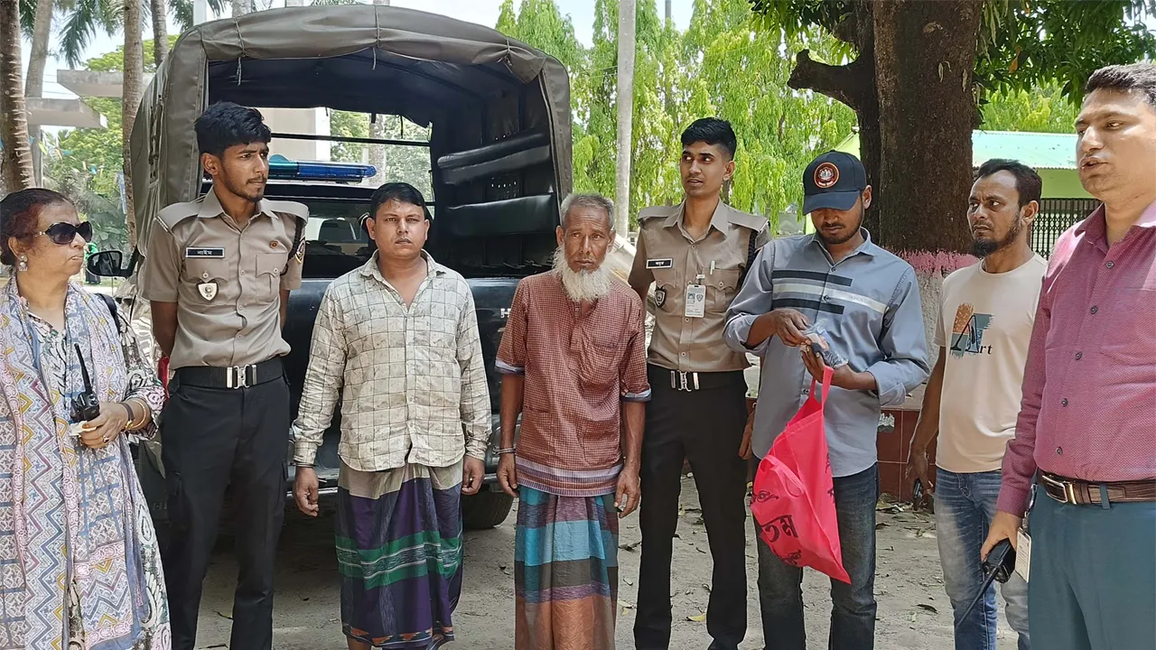 গৌরীপুরে ১৮০০‌ পিস ইয়াবাসহ জামাই-শ্বশুর গ্রেফতার