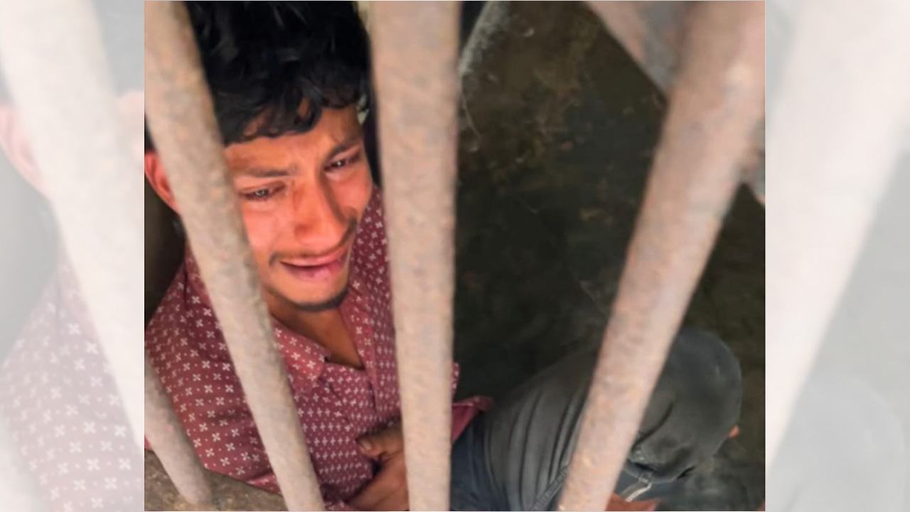 আটক ভ্যানচালক শফিকুল তালুকদার