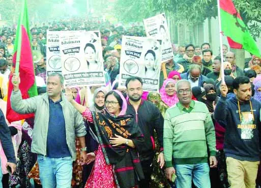 নাটোর-১ এ ধানের শীষের প্রচারণা শুরু করলেন পুতুল