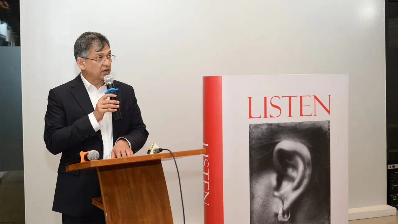 মানব পাচারকারীদের প্রতারণার নতুন কৌশল মোকাবেলায় কঠোর পদক্ষেপের নির্দেশ স্বরাষ্ট্রমন্ত্রীর