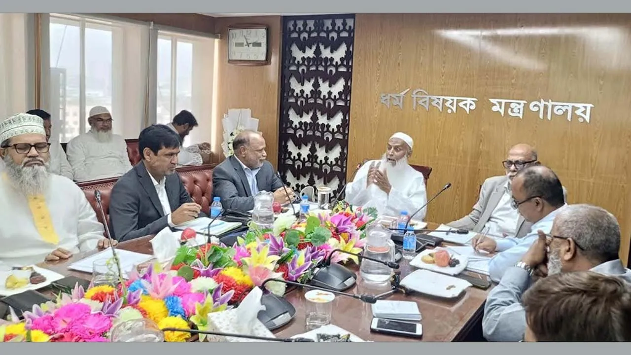 হজযাত্রীদের সর্বোত্তম সেবা নিশ্চিত করতে হবে