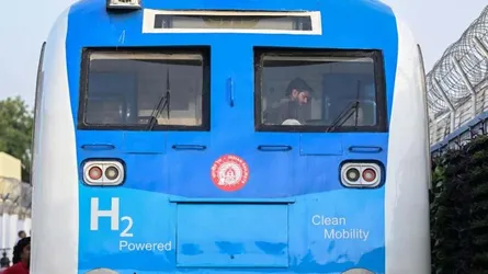 ভারতে প্রথম হাইড্রোজেনচালিত ট্রেন চালু
