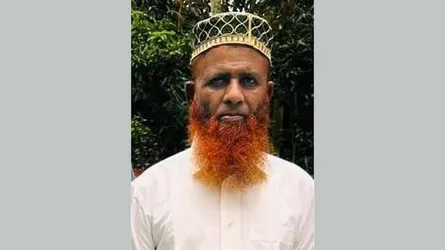 হাজীগঞ্জে বাসের ধাক্কায় নাইটগার্ড নিহত