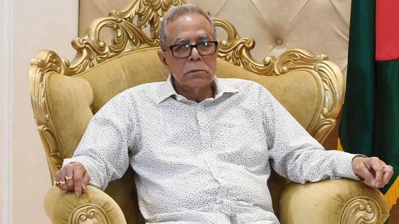 চিকিৎসার জন্যই বিদেশে আছেন আবদুল হামিদ, দাবি তার ছেলের