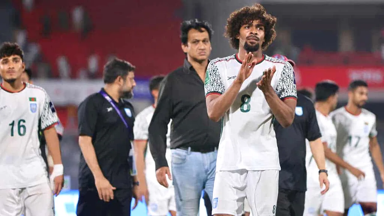 হামজাকে ছাড়াই আজ নেপাল যাচ্ছে বাংলাদেশ দল
