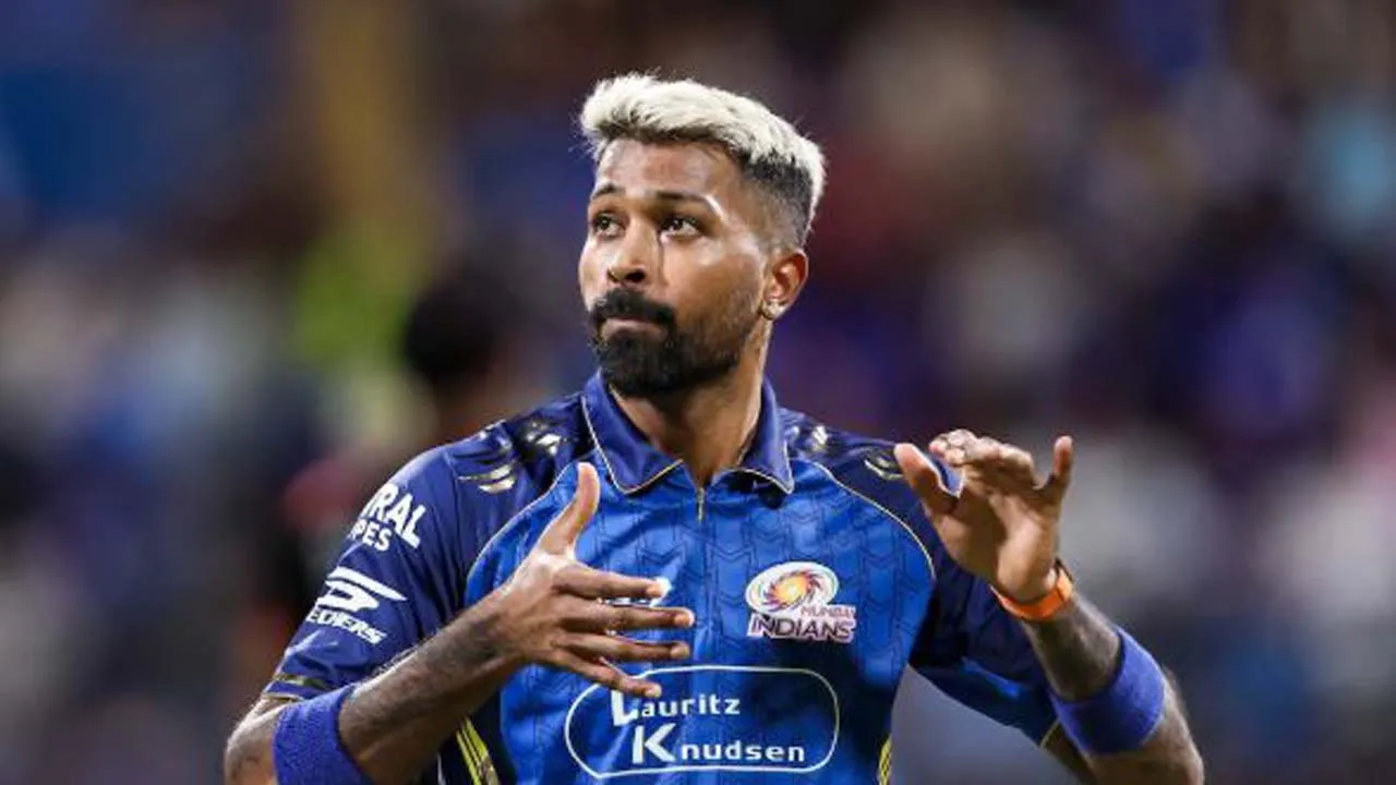 অনুশীলনে ফিরেছেন হার্দিক