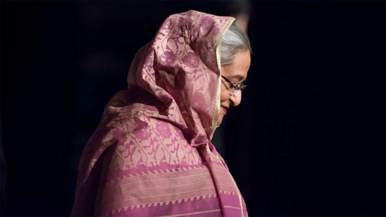 হাসিনাকে ফেরাতে বাংলাদেশের আবেদন ‘পরীক্ষা করছে’ ভারত