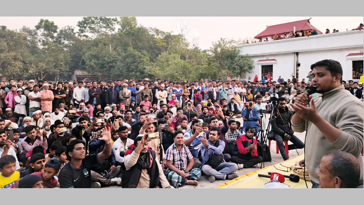 ভোটারদের হাতে-পায়ে ধরব কিন্তু টাকার বিনিময়ে ভোট কিনব না