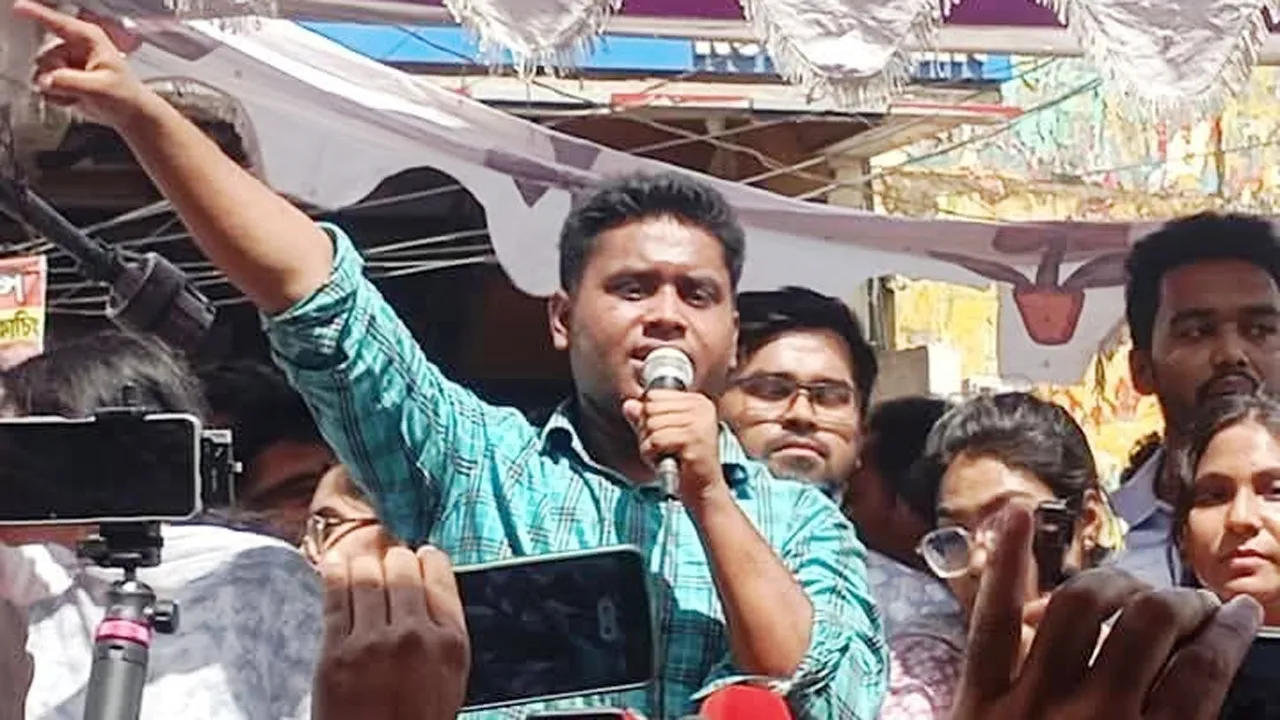 আওয়ামী লীগ দেড় যুগেরও বেশি সময় ধরে নির্যাতন করেছে : হাসনাত আব্দুল্লাহ