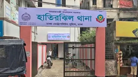 রামপুরায় জুমার নামাজ শেষে যুবককে গুলি
