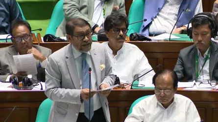ট্যানারি বর্জের পোল্ট্রি খাদ্যে ক্যান্সারের ঝুঁকি, ব্যবস্থা নিয়েছে সরকার : স্বাস্থ্যমন্ত্রী
