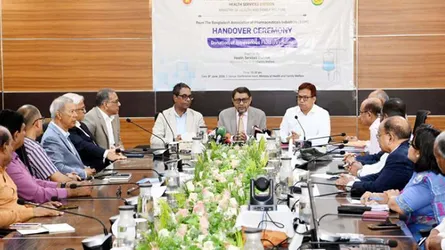 বাংলাদেশের ওষুধ রফতানি হচ্ছে ১৪০টির বেশি দেশে : স্বাস্থ্যমন্ত্রী