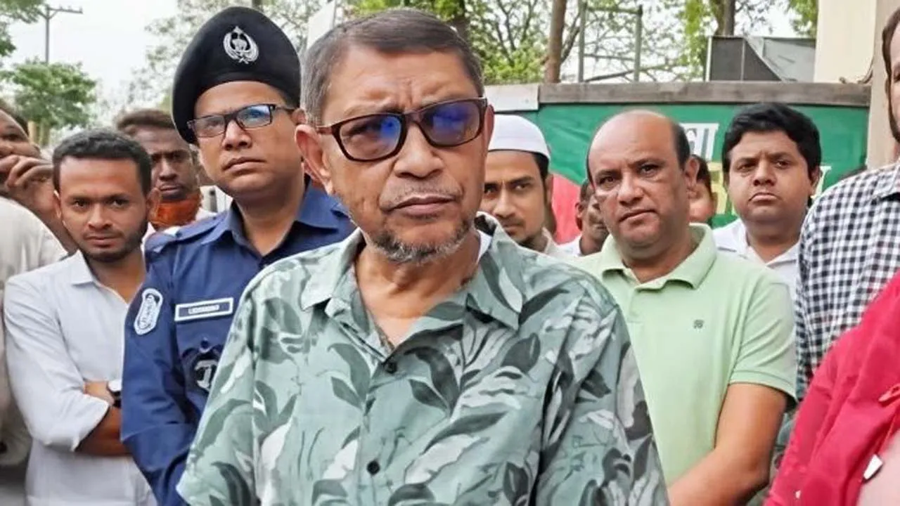 স্বাস্থ্যসেবাকে জনগণের দোরগোড়ায় পৌঁছে দিতে চাই : স্বাস্থ্যমন্ত্রী