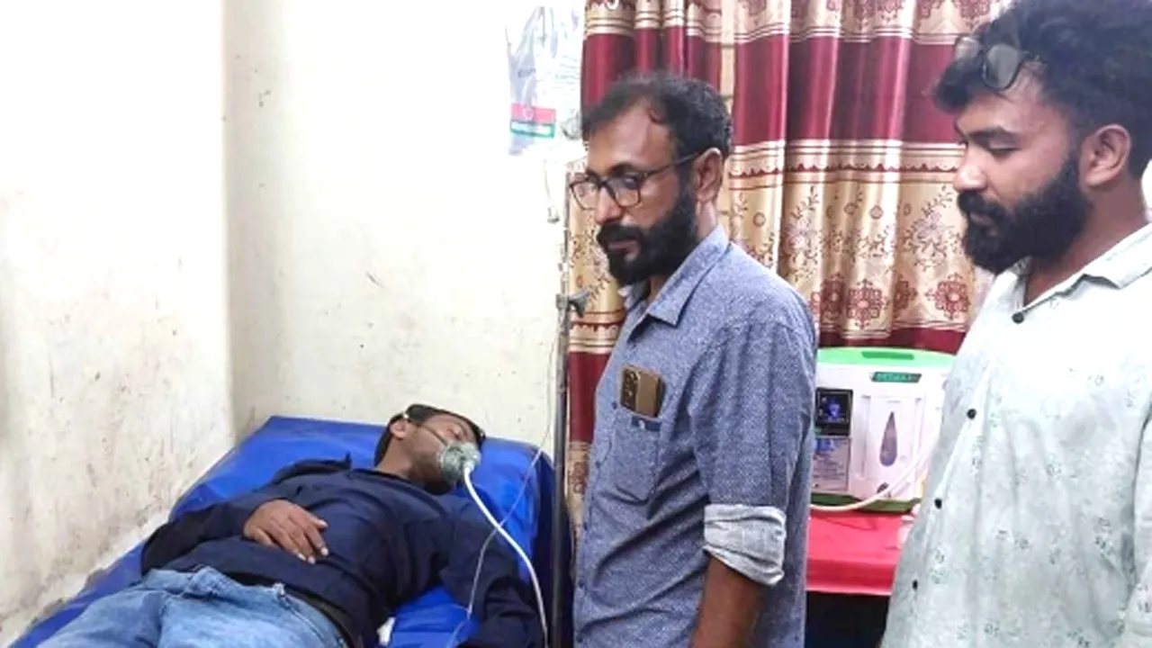 রিয়া মনিকে না পাওয়ার বেদনায় হিরো আলমের আত্মহত্যার চেষ্টা
