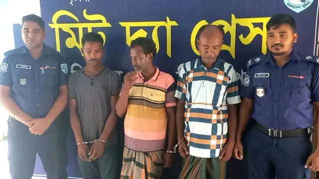 হিলিতে চোরাই মালামাল ফেলে পালানো চক্রের ৪ সদস্য গ্রেফতার