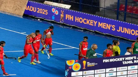 ৩ গোলে পিছিয়ে থেকেও রূপকথার সমতায় বাংলাদেশ