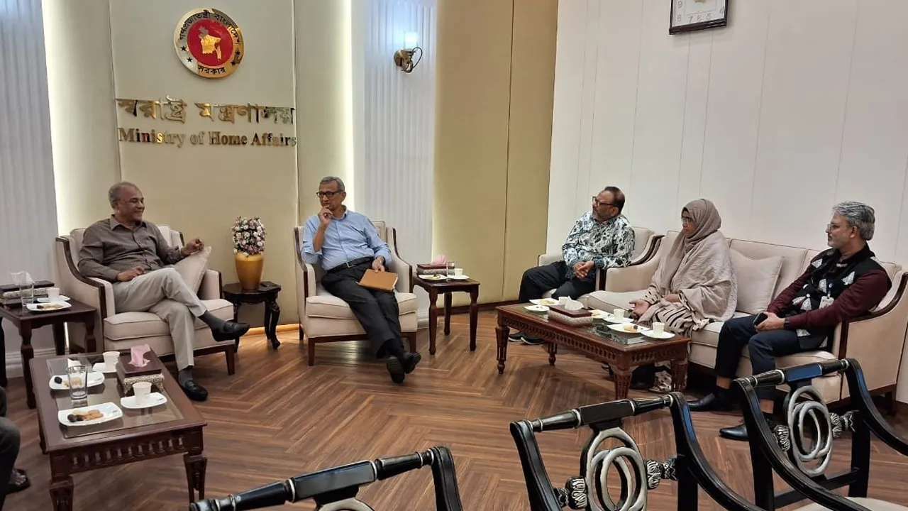 সাম্য হত্যার তদন্ত ডিবির কাছে হস্তান্তরের আশ্বাস স্বরাষ্ট্র উপদেষ্টার