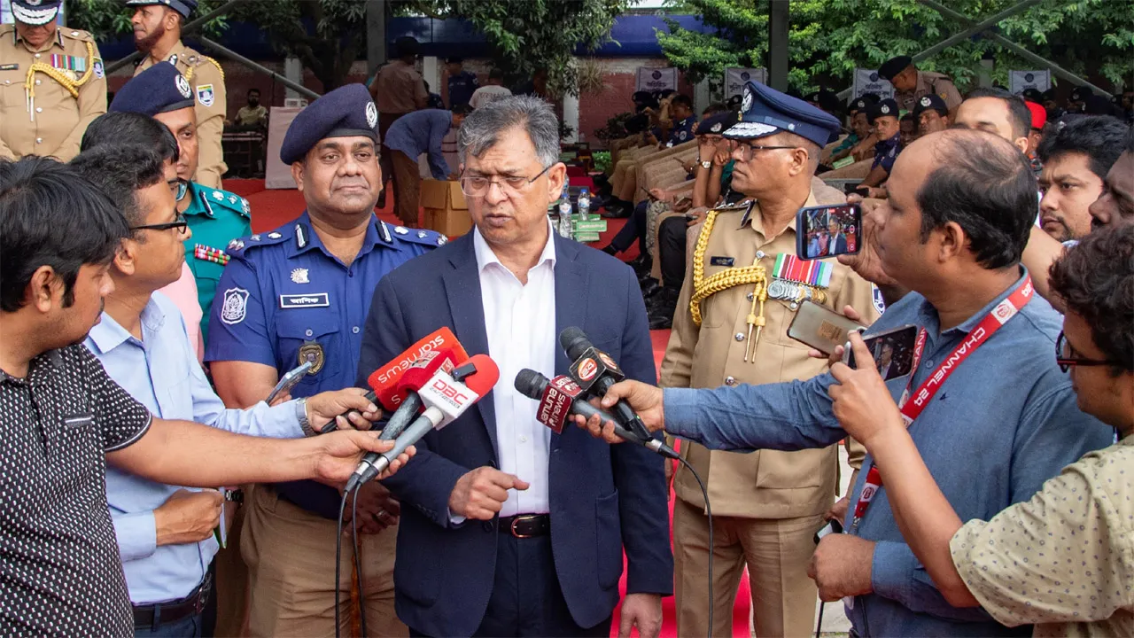 বেনজীরের জামিন বাতিলে দুবাইয়ে ল’ ফার্ম নিয়োগ করেছে সরকার : স্বরাষ্ট্রমন্ত্রী