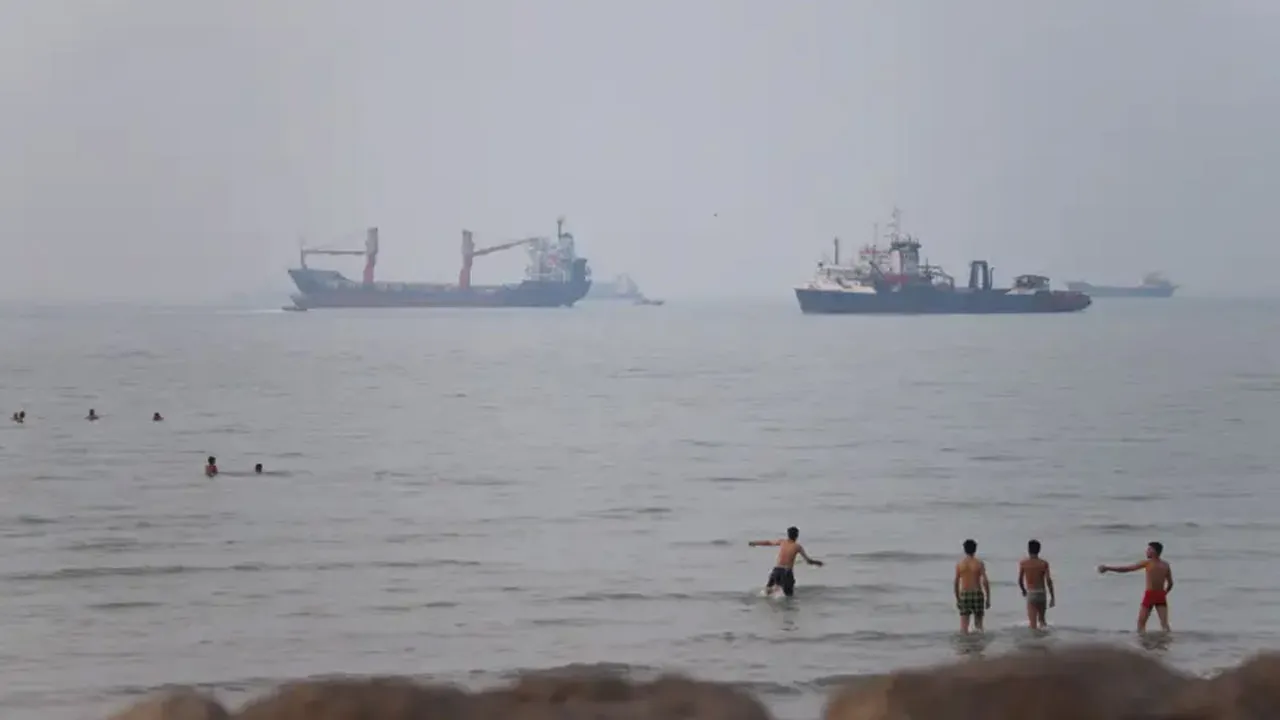 উপসাগরীয় তেল ও গ্যাসের সরবরাহ সচল রাখতে হরমুজের বিকল্প সম্ভব?