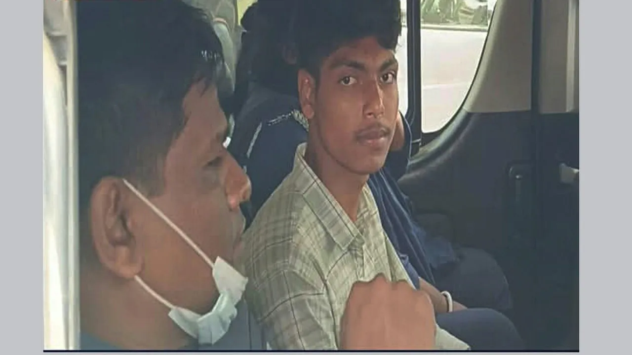 হোসেনপুরে জাল ভোটের দায়ে যুবকের ২ বছর কারাদণ্ড