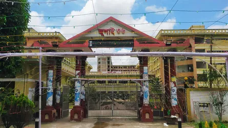 প্রেমিকের কাছে রুমমেটদের ব্যক্তিগত ছবি পাঠানোর অভিযোগে ইবিতে ছাত্রী বহিষ্কার