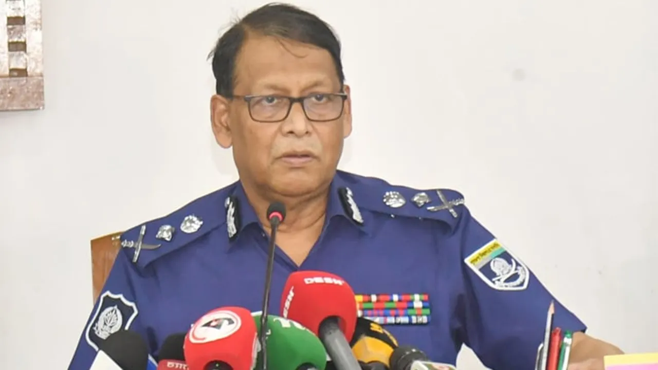 পুলিশ সদস্যদের বিভিন্ন দিকনির্দেশনা আইজিপির