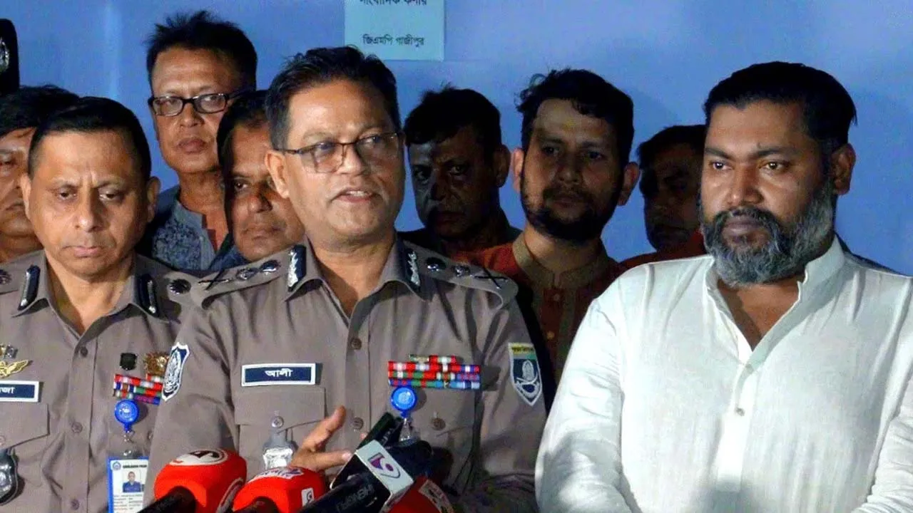 ঈদযাত্রা নির্বিঘ্ন করতে আইনশৃঙ্খলা বাহিনী কঠোর অবস্থানে থাকবে : আইজিপি