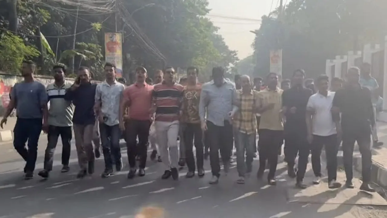 আইজিপিকে অপসারণ ও বিচারের দাবিতে স্বরাষ্ট্র মন্ত্রণালয়ে স্মারকলিপি