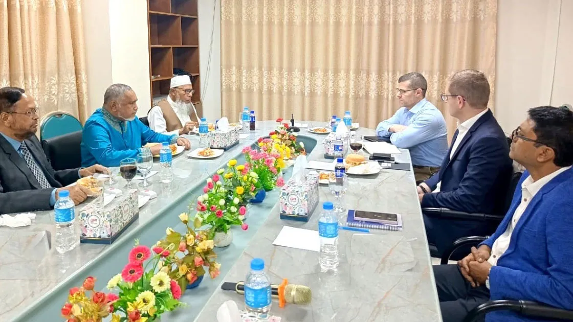 জামায়াতের সাথে ইন্টারন্যাশনাল রিপাবলিক্যান ইন্সটিটিউটের প্রতিনিধি দলের সাক্ষাৎ