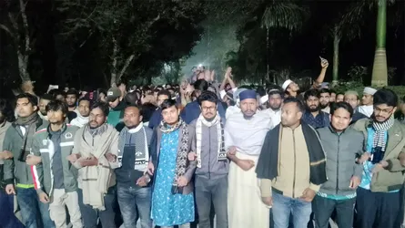 ওসমান হাদির ওপর সন্ত্রাসী হামলার প্রতিবাদে ইবিতে বিক্ষোভ