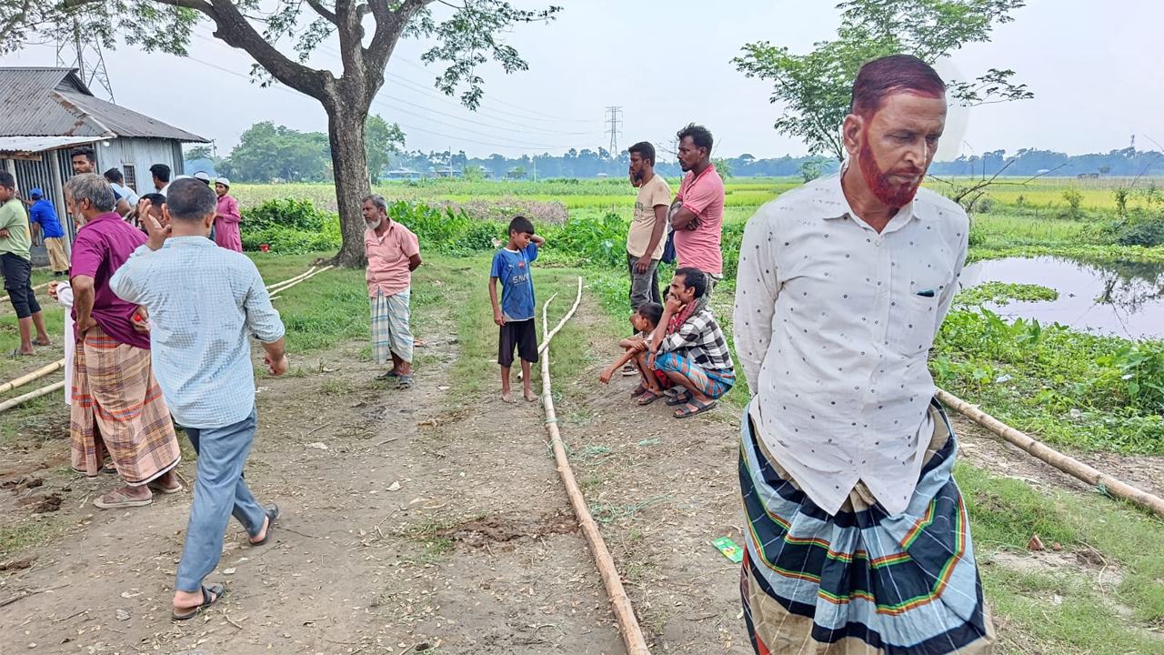 Illegal-livestock-market-dismantled-in-Burichang