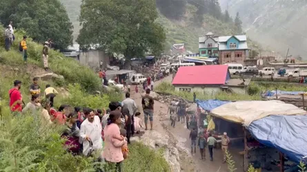 ভারত অধিকৃত কাশ্মিরে আকস্মিক বন্যায় নিহত ৪৬, নিখোঁজ ২০০