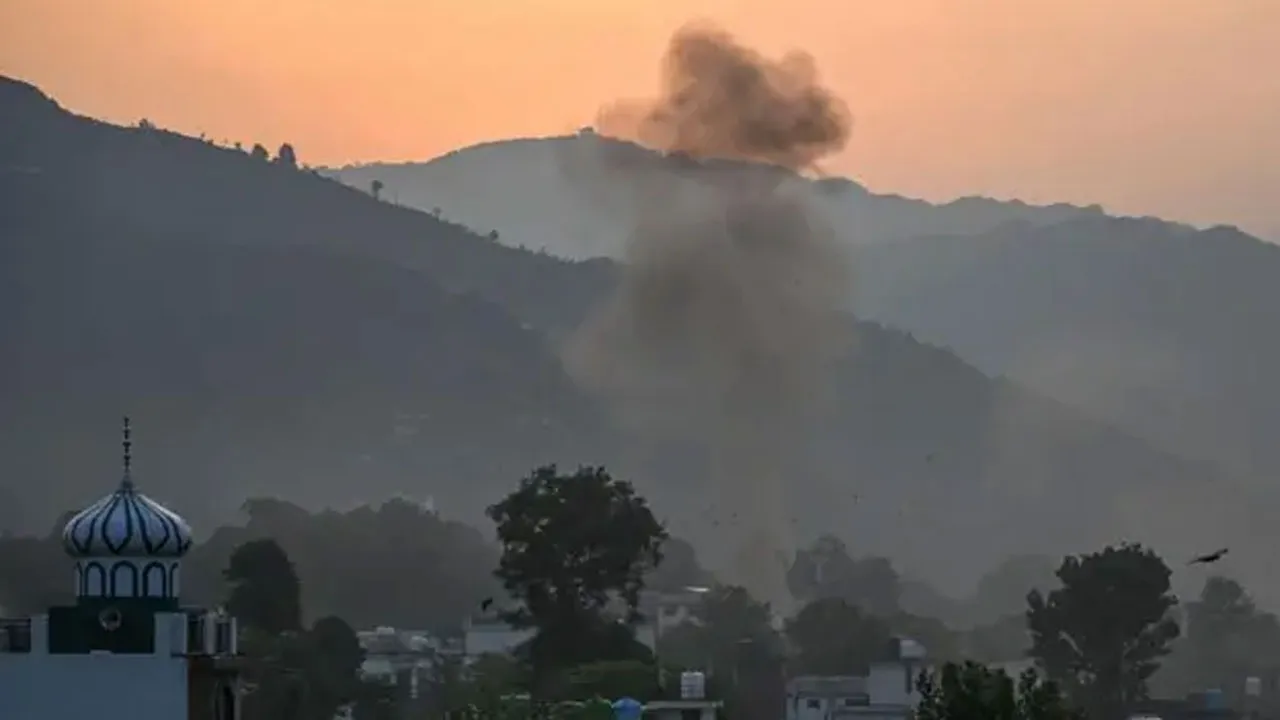 নিয়ন্ত্রণরেখায় গোলাবর্ষণ, ভারতে নিহত বেড়ে ১০